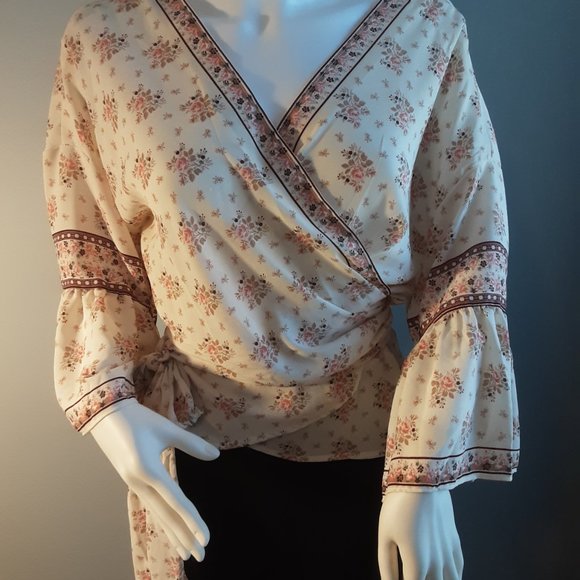 NWT FLORAL WRAP BLOUSE by MAX STUDIO - Picture 5 of 10